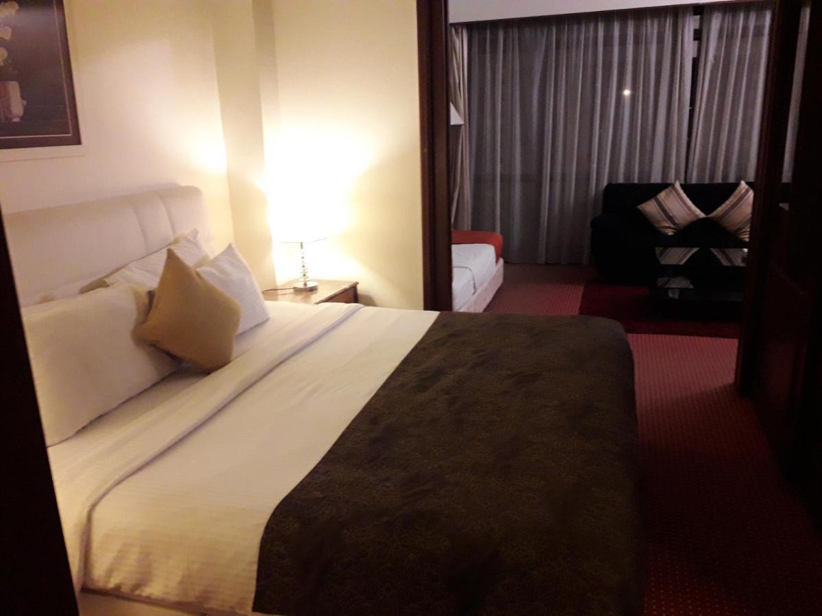 Golden Dream Service Suite At Times Square Kuala Lumpur Bagian luar foto